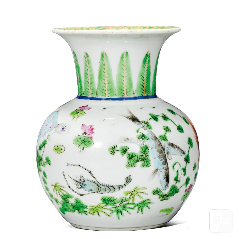 清道光 粉彩鱼藻图渣斗